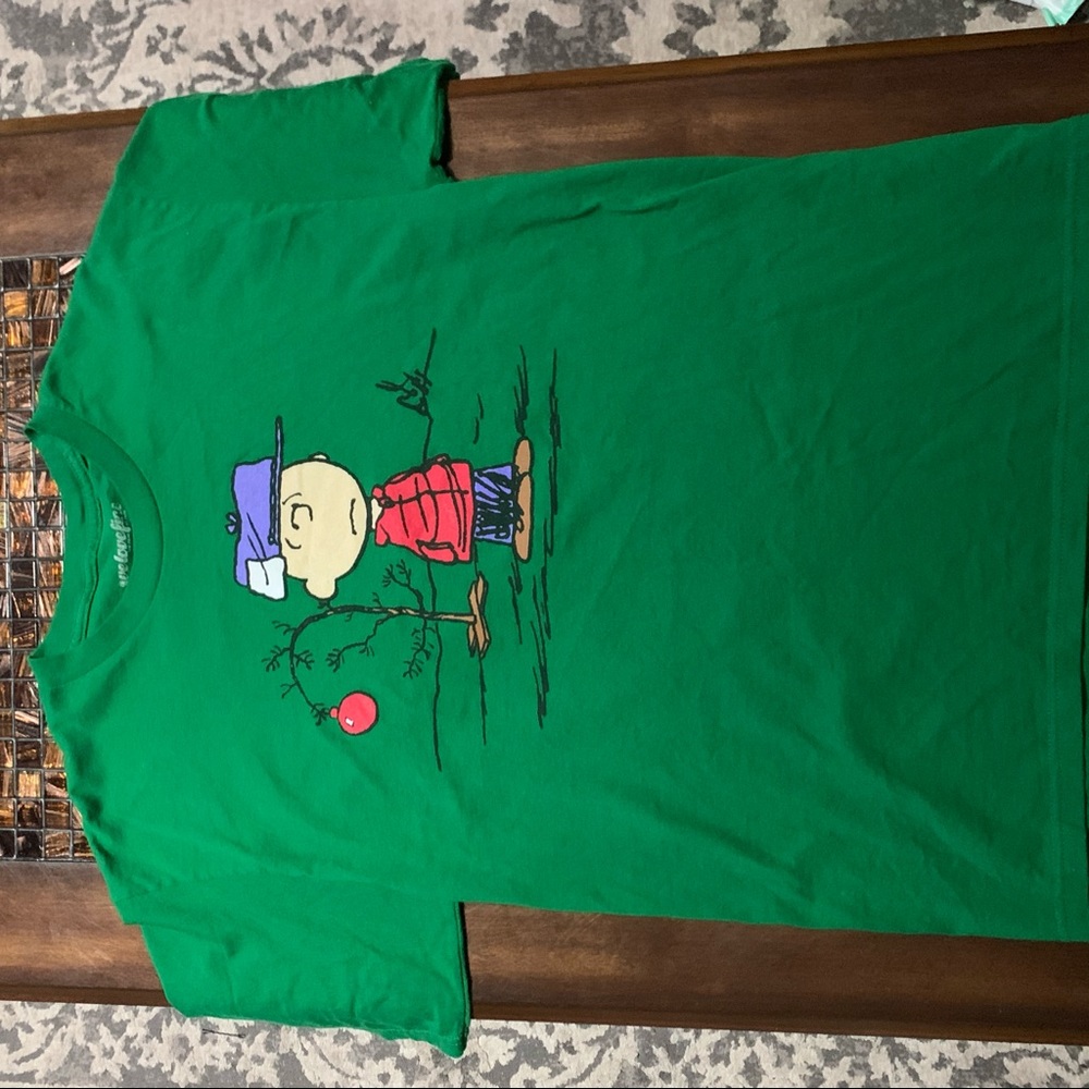 Charlie Brown Christmas T-Shirt - Picture 4 of 4